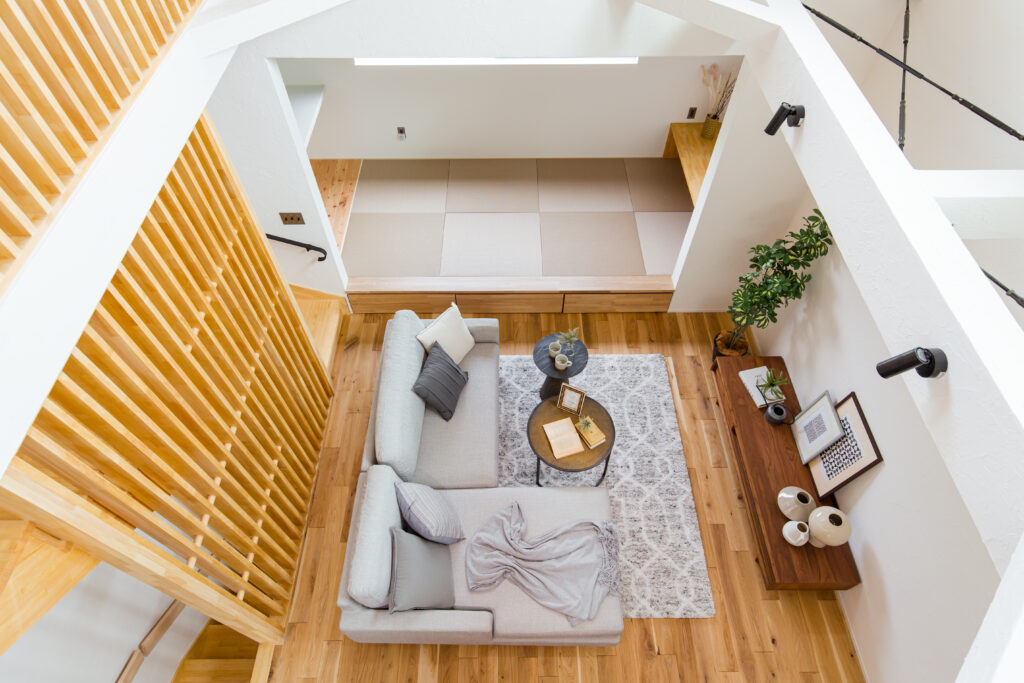 吹き抜け・勾配天井