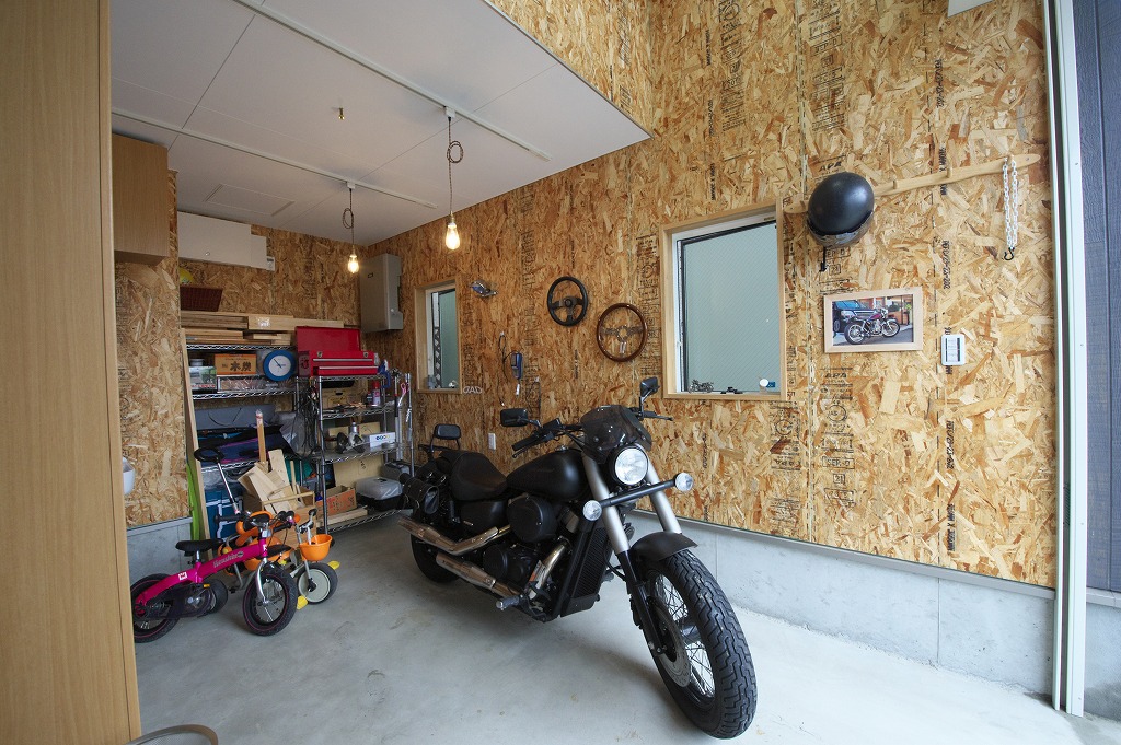 ビルトインガレージ